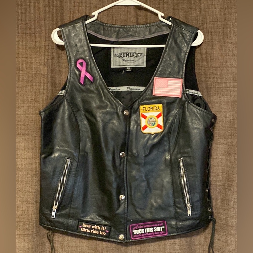 UNIK Ladies Lady Rider Biker Premium Leather Vest W/ Custom Patch GUC size 2XL